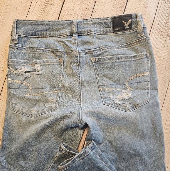 EUC - American Eagal Super Stretch Denim sz 6 (box 1 ) - Picture 2 of 3